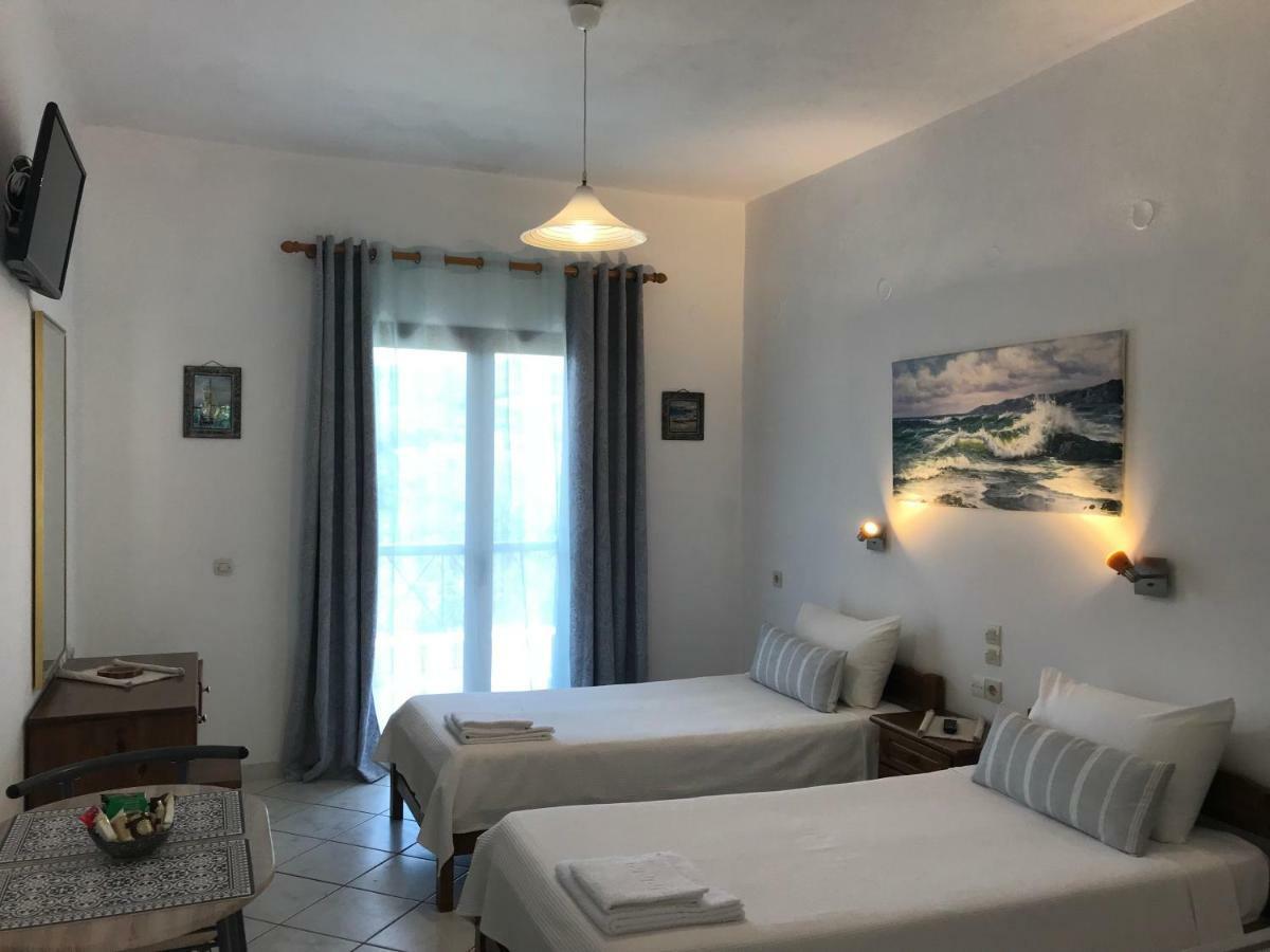 Floros Apartments Агиос Стефанос Экстерьер фото